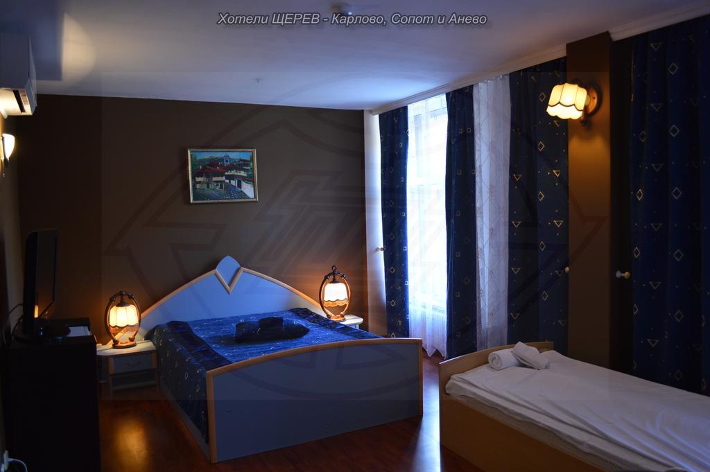 Hotel Shterev Karlovo Bilik gambar